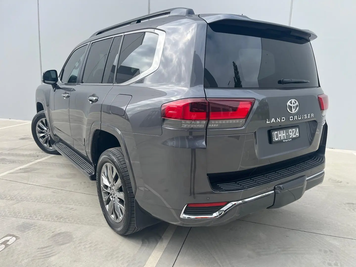 2023 Toyota Landcruiser Gallery Image 11