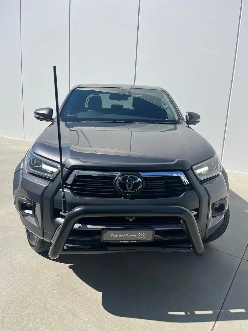 2023 Toyota Hilux Gallery Image 2