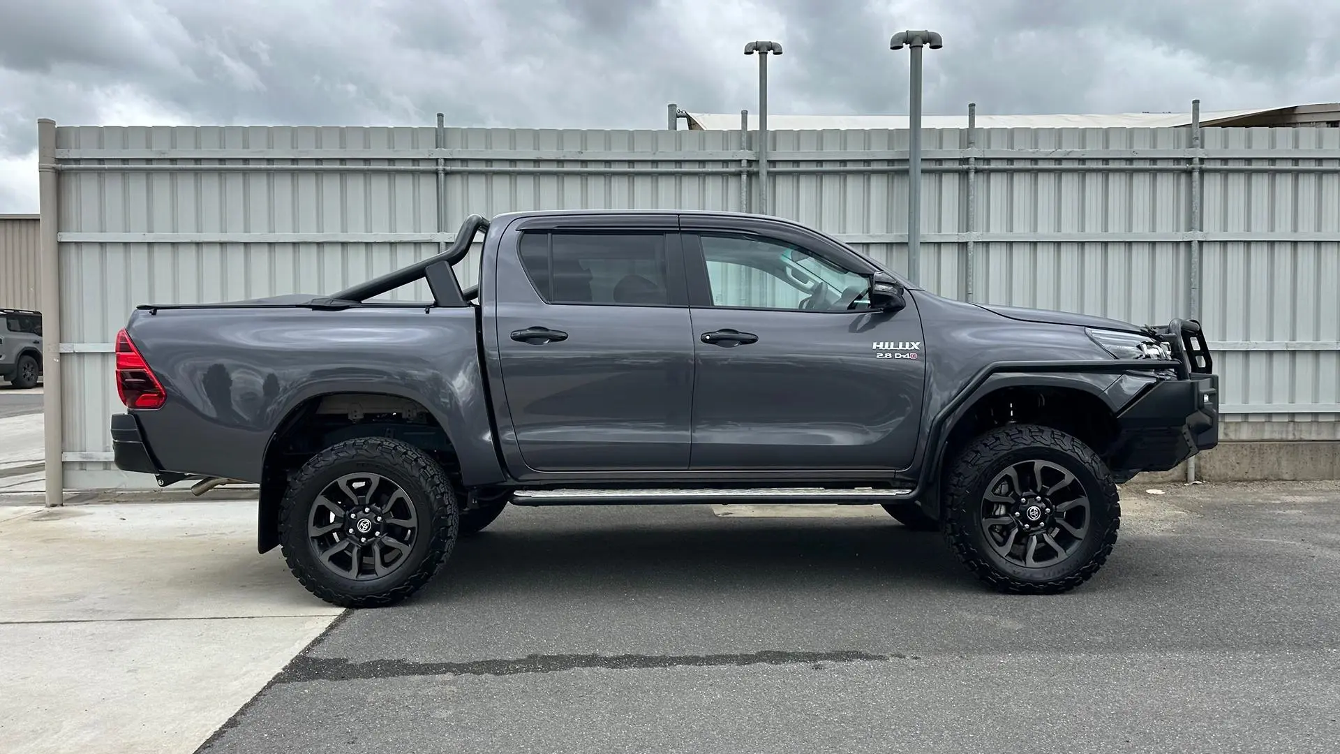 2024 Toyota Hilux Image 6