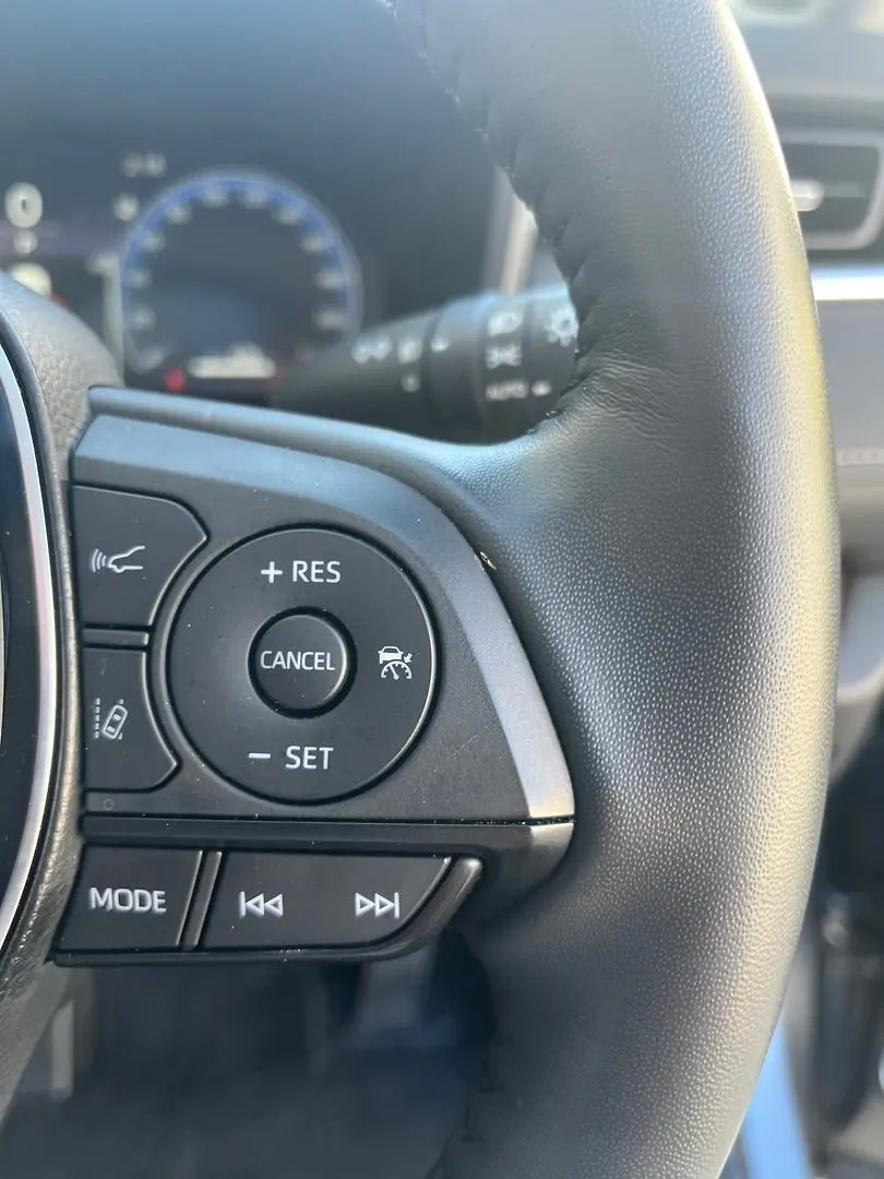 2024 Toyota RAV4 Gallery Image 25