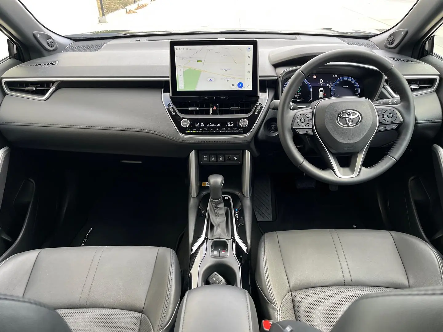 2025 Toyota Corolla Cross Gallery Image 18