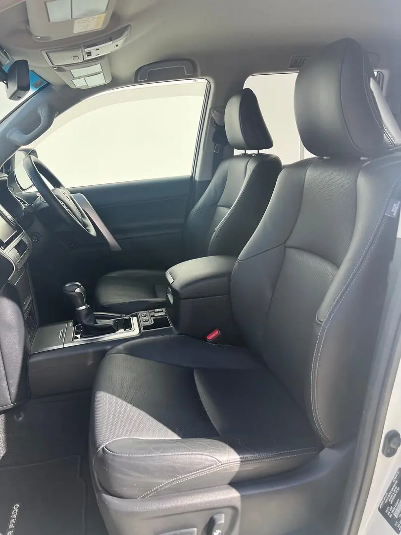 2018 Toyota Landcruiser Prado Gallery Image 7