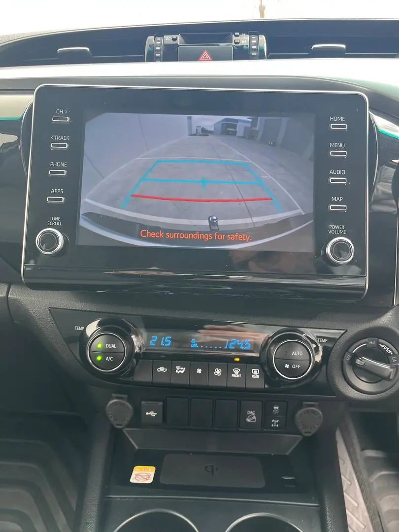 2024 Toyota Hilux Gallery Image 21