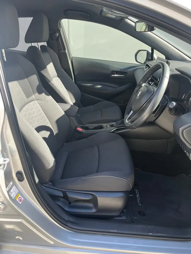 2020 Toyota Corolla Gallery Image 17