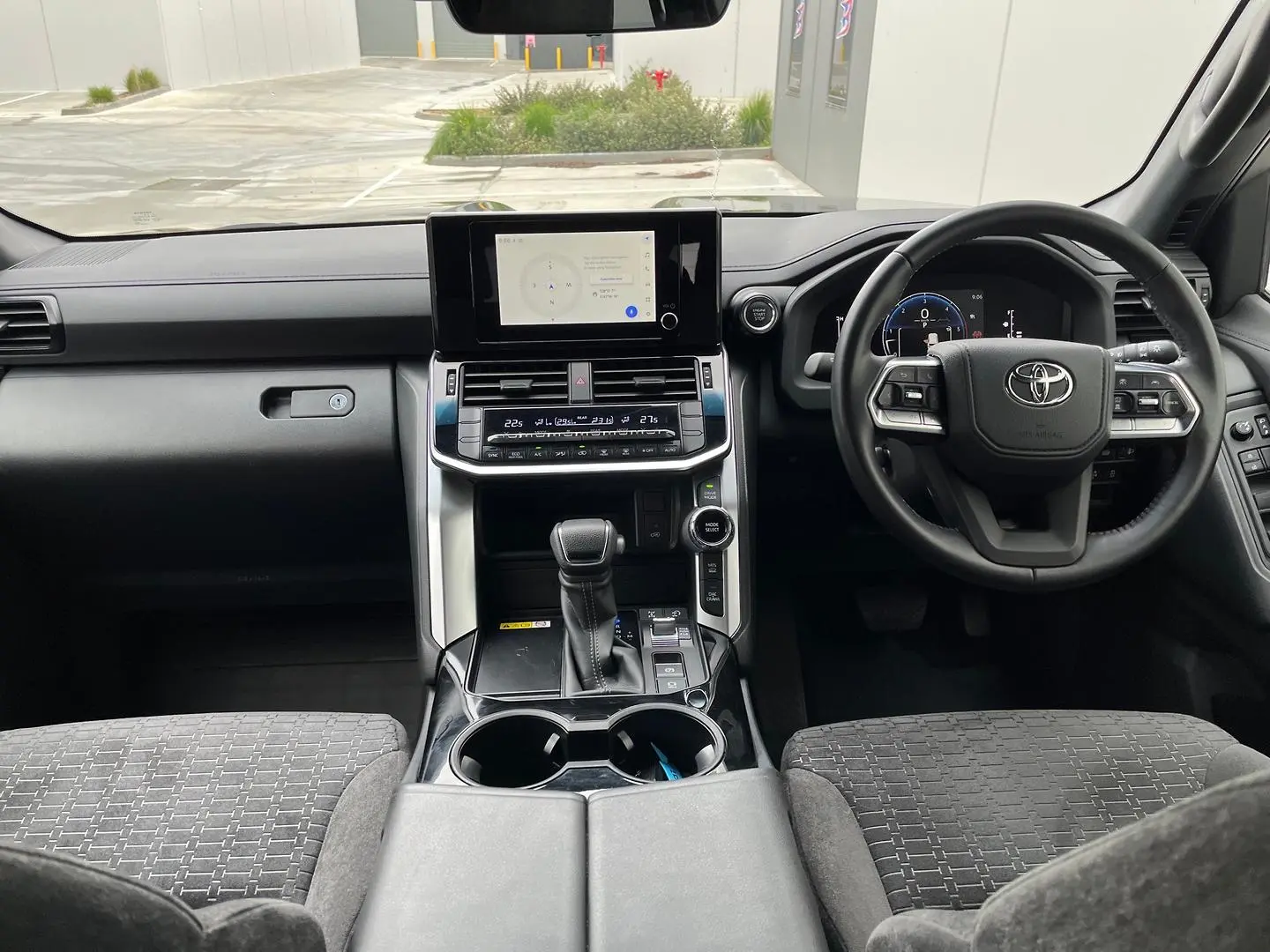 2025 Toyota Landcruiser Gallery Image 19
