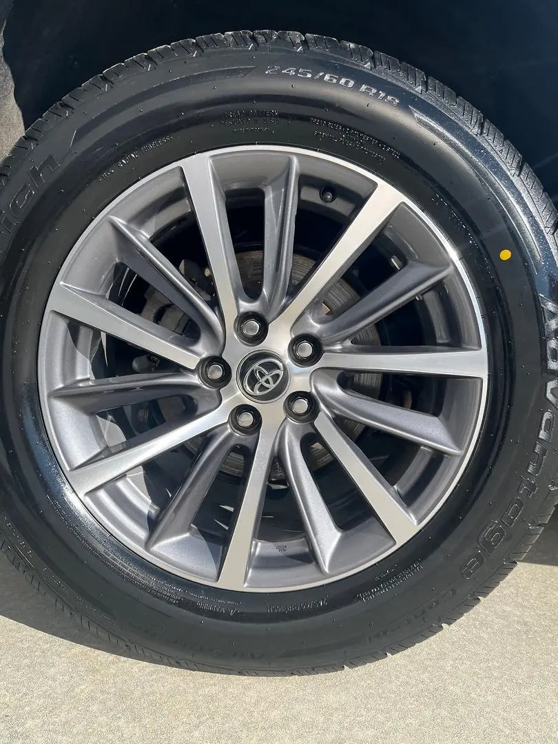 2019 Toyota Kluger Gallery Image 4