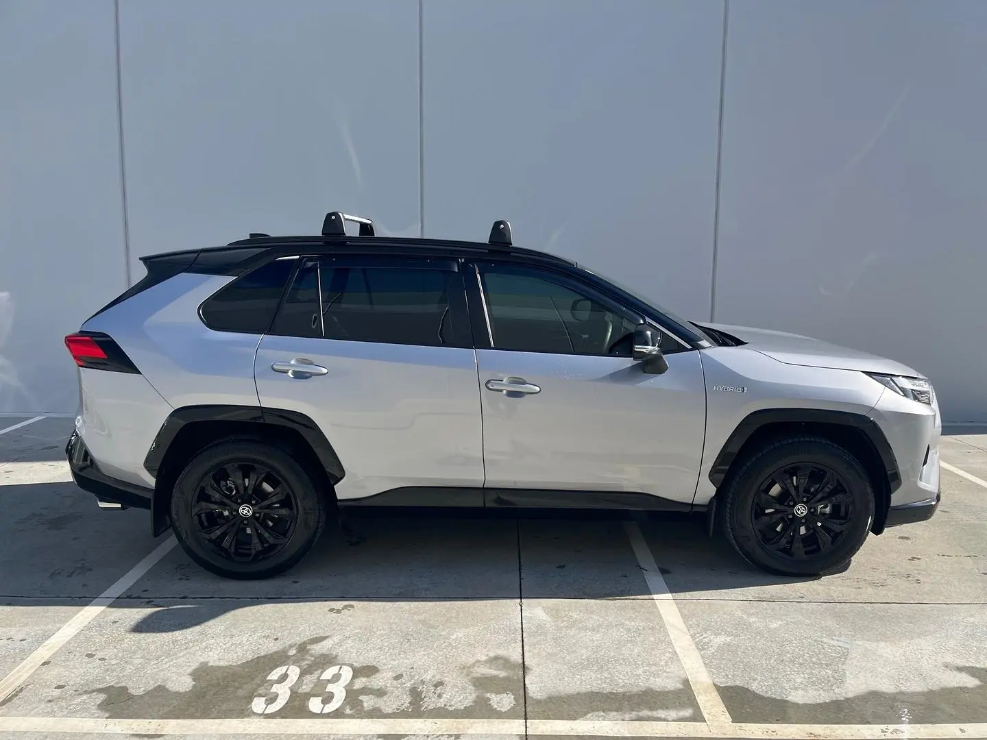 2024 Toyota RAV4 Gallery Image 14