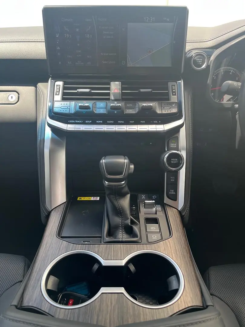 2022 Toyota Landcruiser Gallery Image 20