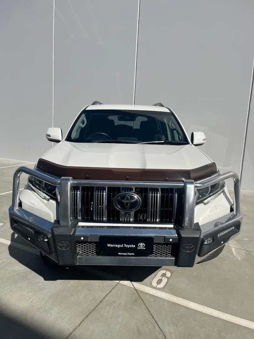 2018 Toyota Landcruiser Prado Gallery Image 3