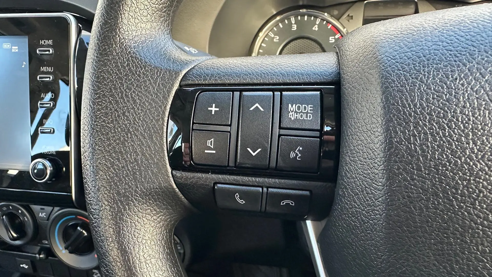 2024 Toyota Hilux Gallery Image 20
