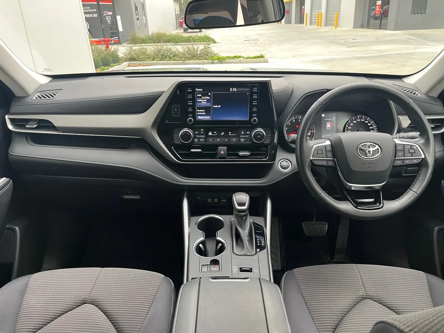 2021 Toyota Kluger Gallery Image 18