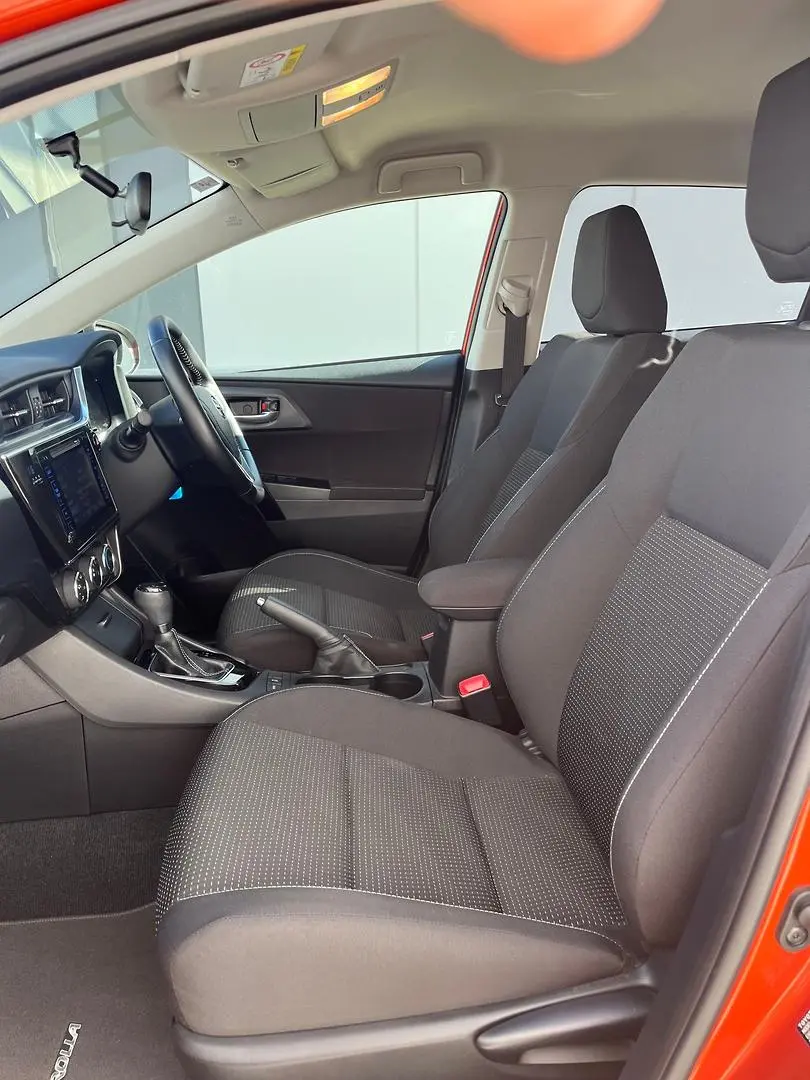 2015 Toyota Corolla Gallery Image 6