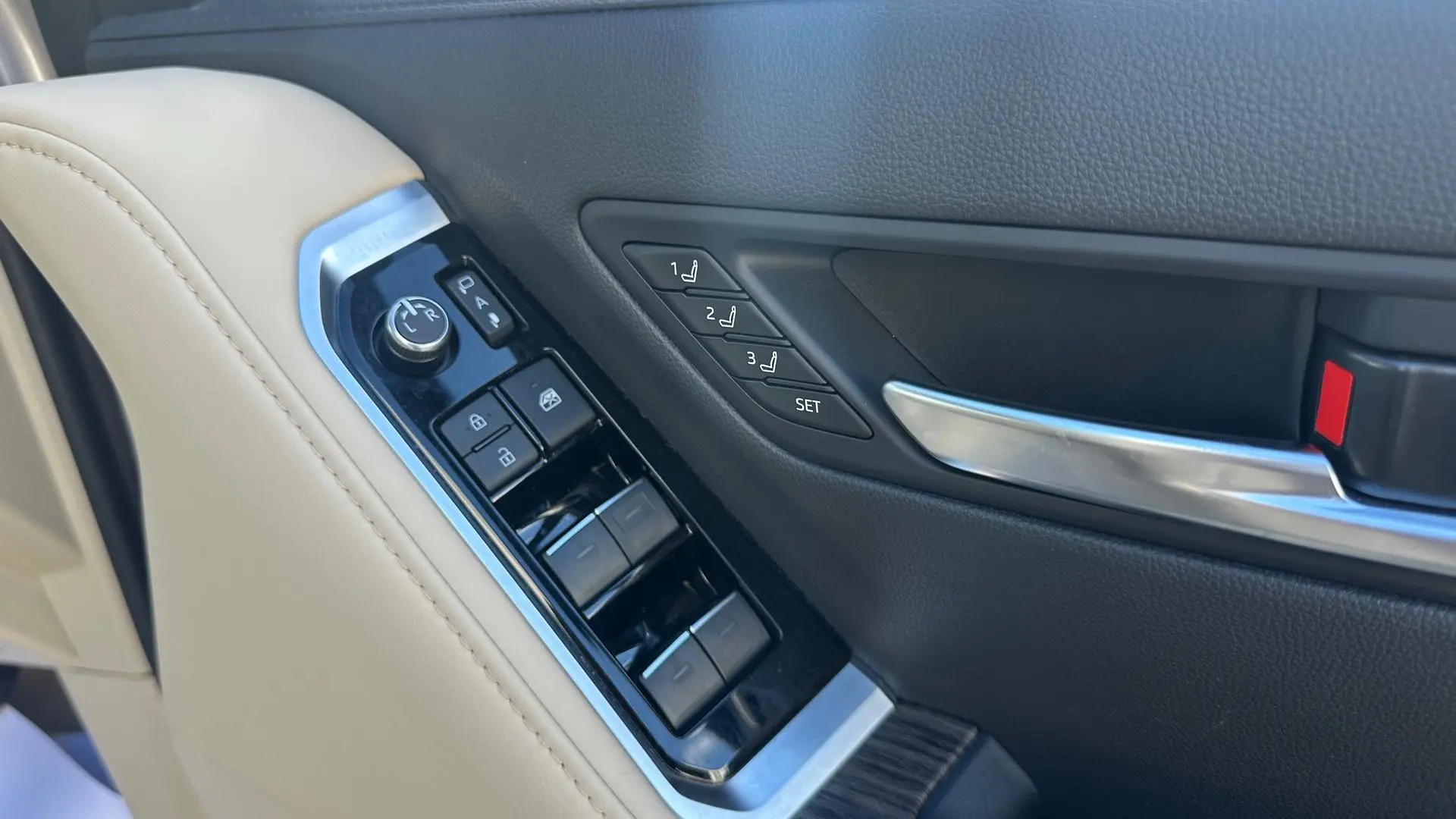 2024 Toyota Landcruiser Gallery Image 22