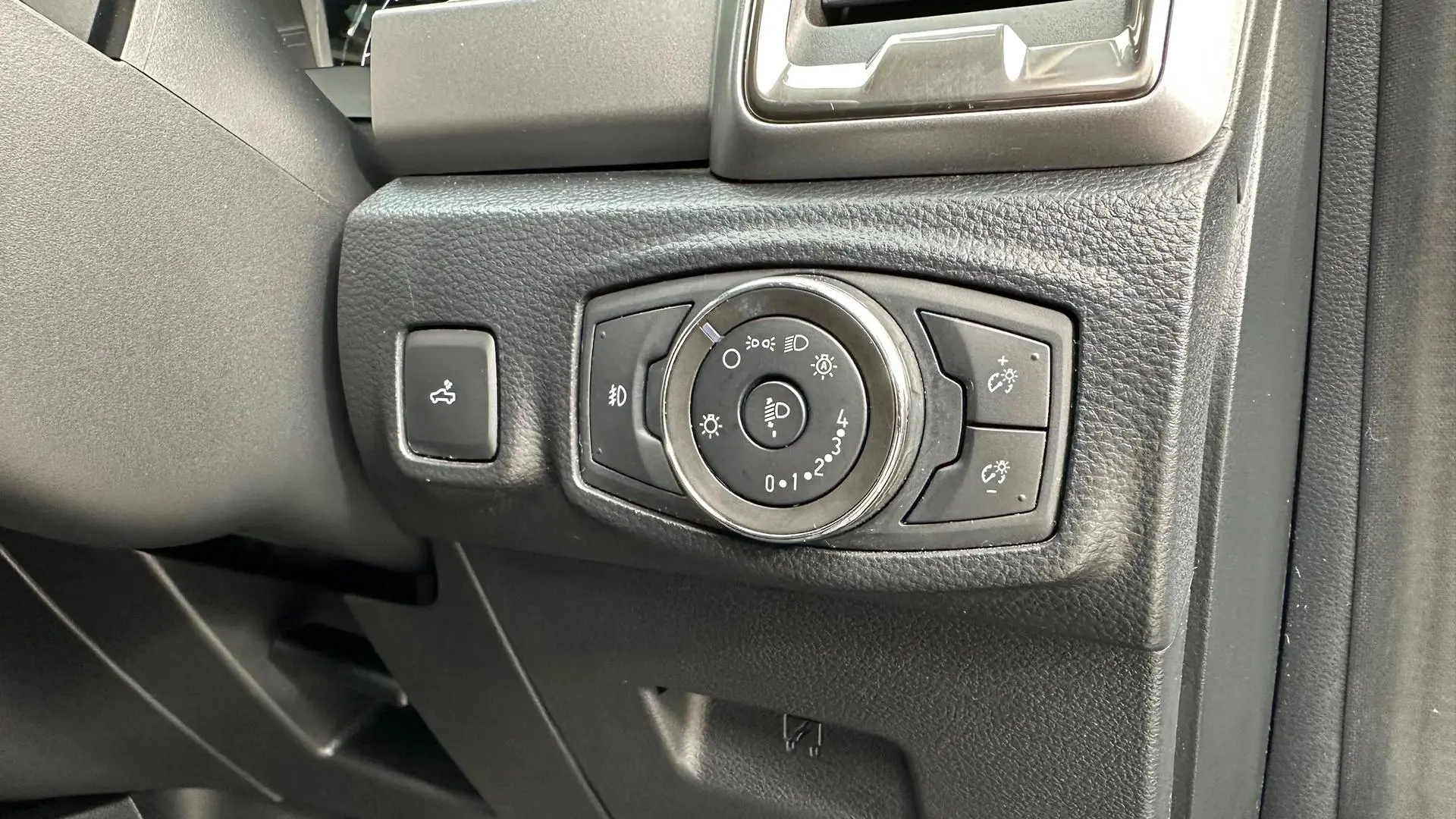 2020 Ford Ranger Gallery Image 14