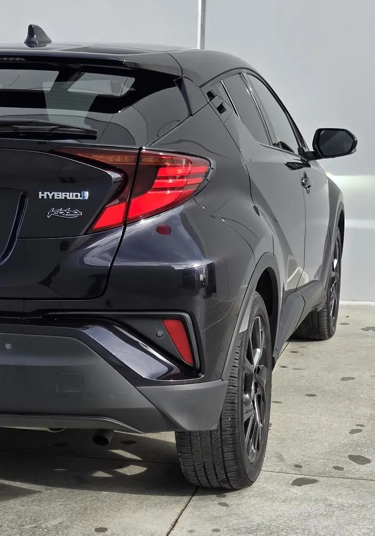 2022 Toyota C-HR Gallery Image 23