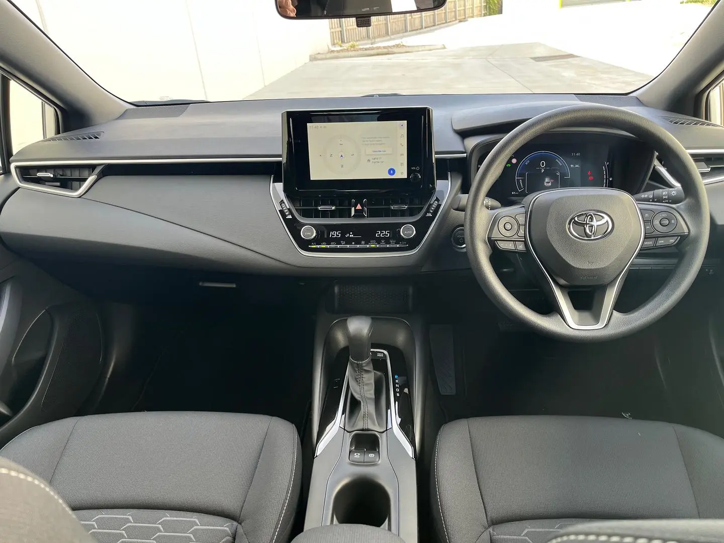 2025 Toyota Corolla Gallery Image 18