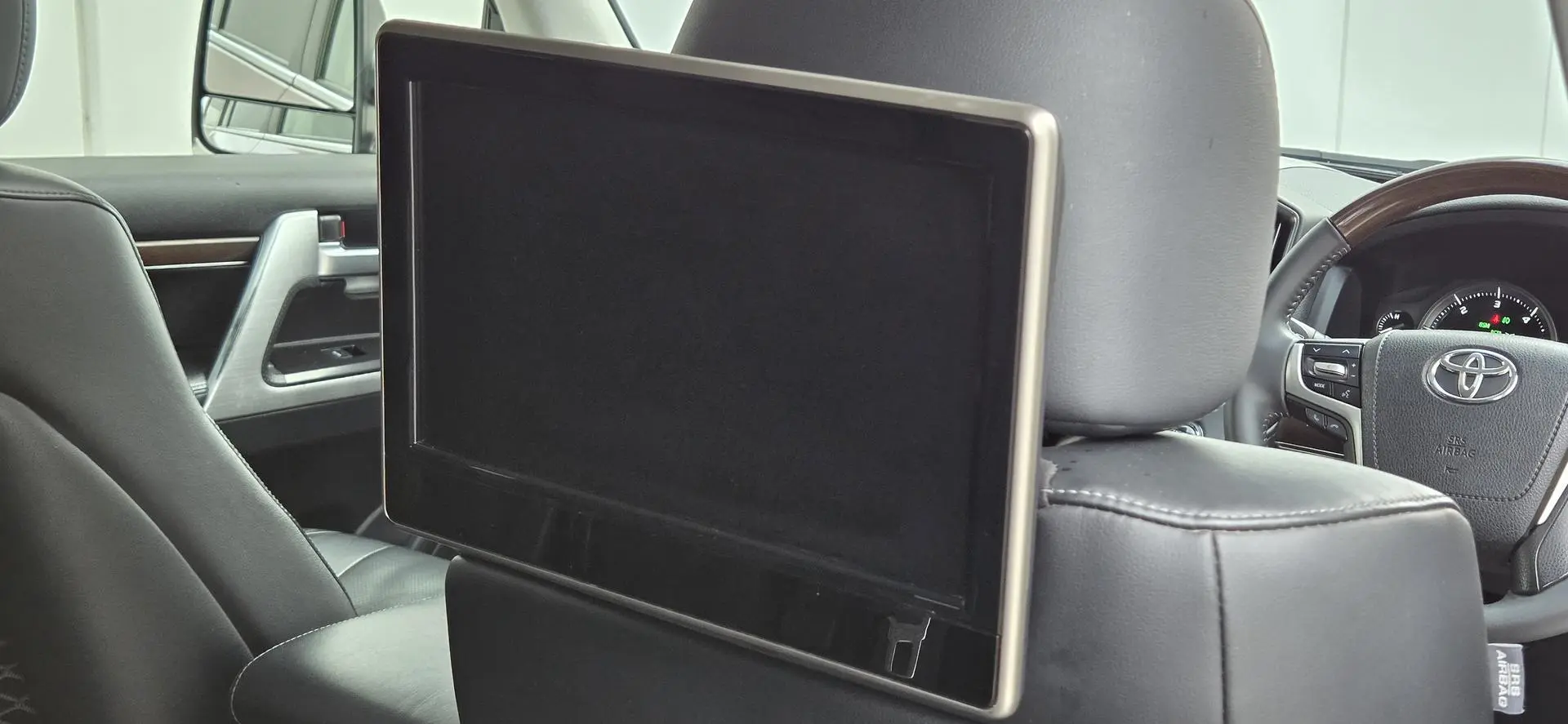 2016 Toyota Landcruiser Gallery Image 27