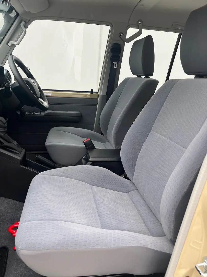 2025 Toyota Landcruiser Gallery Image 6