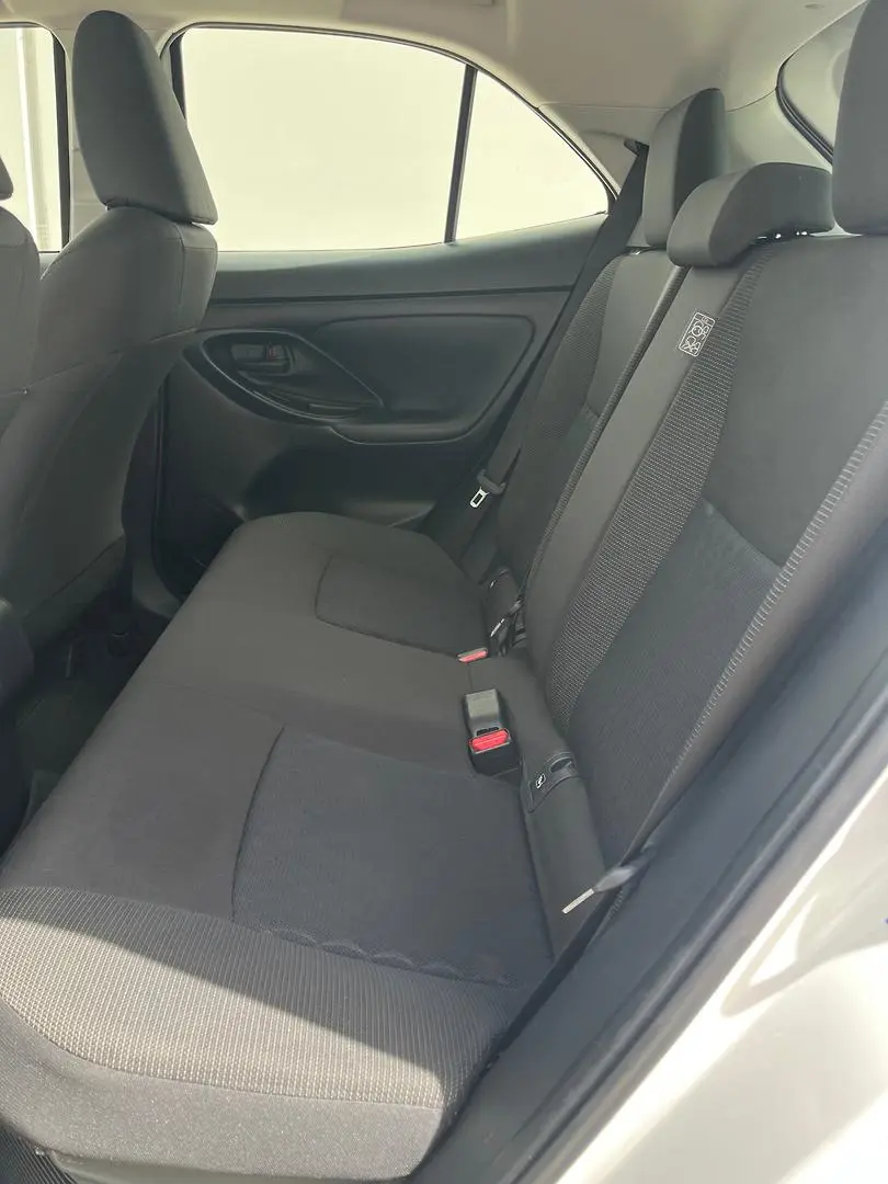 2022 Toyota Yaris Cross Gallery Image 8