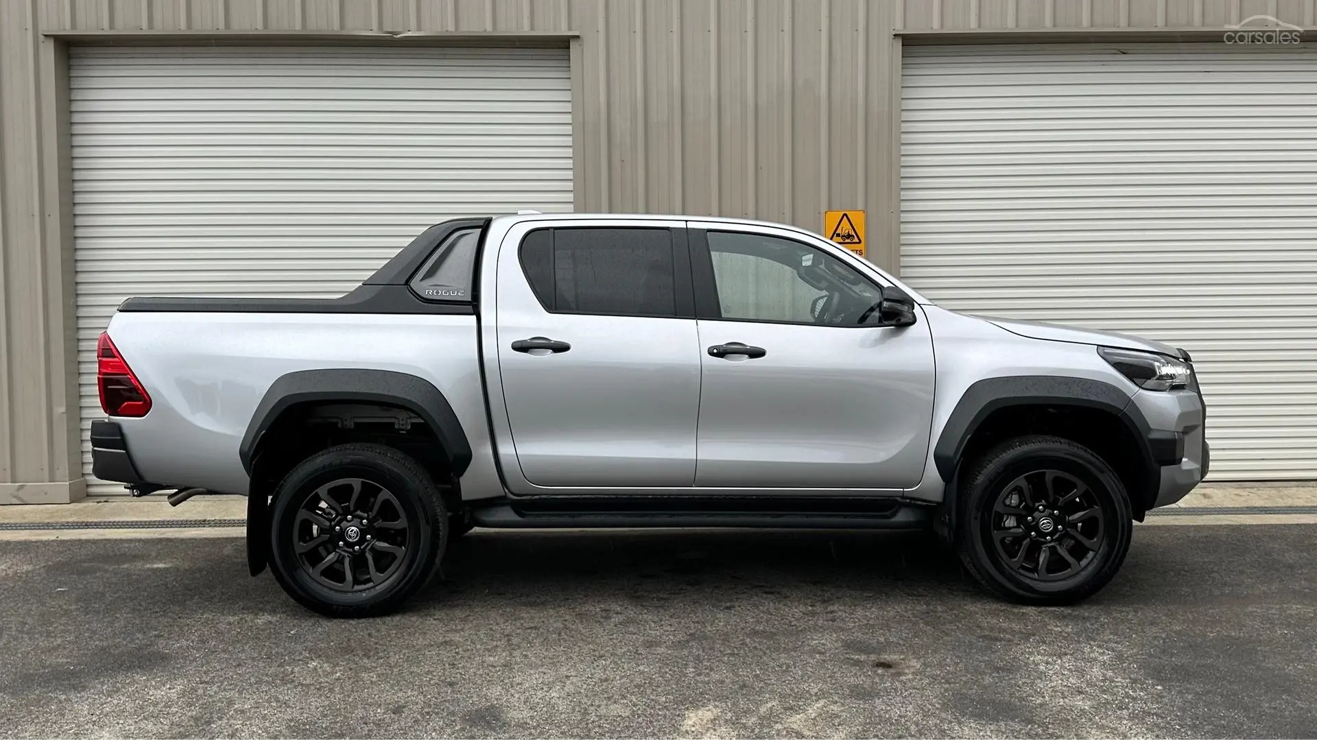 2024 Toyota Hilux Image 5