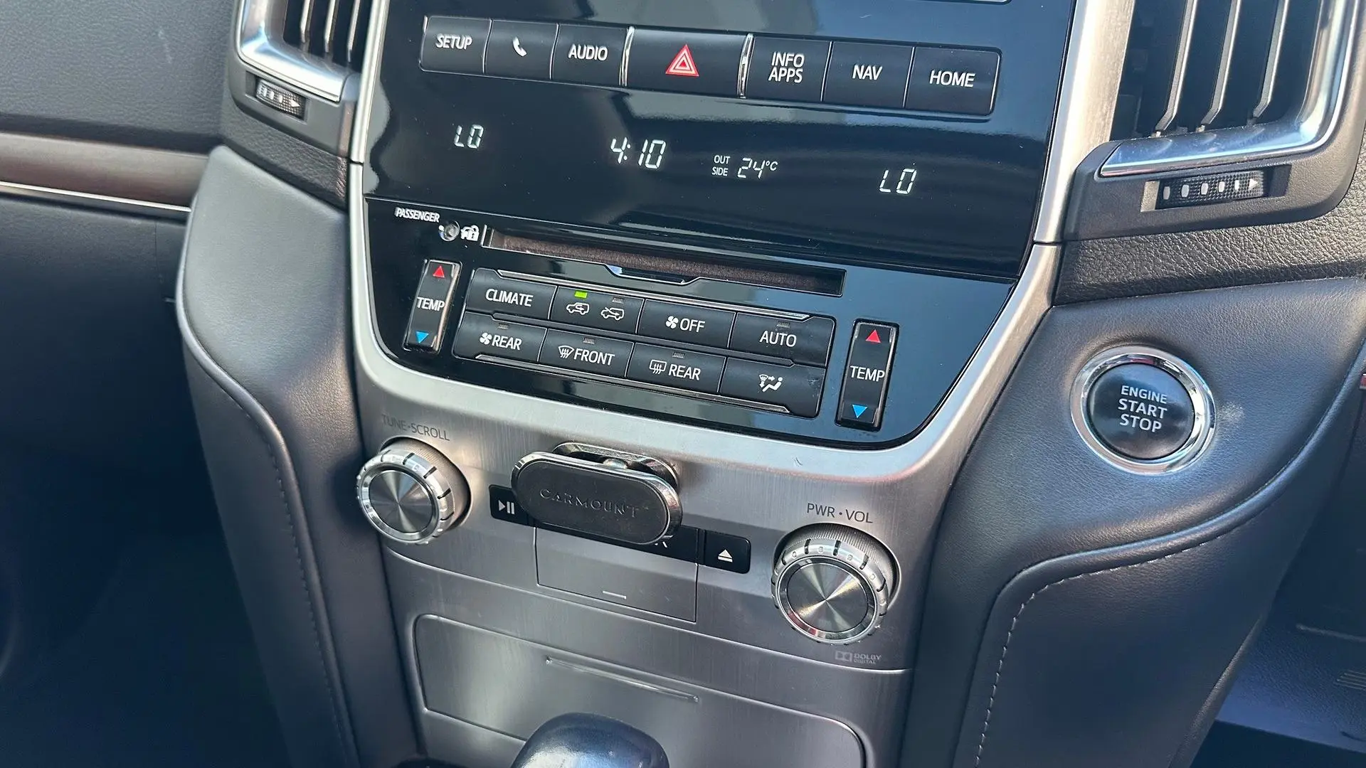 2018 Toyota Landcruiser Gallery Image 17