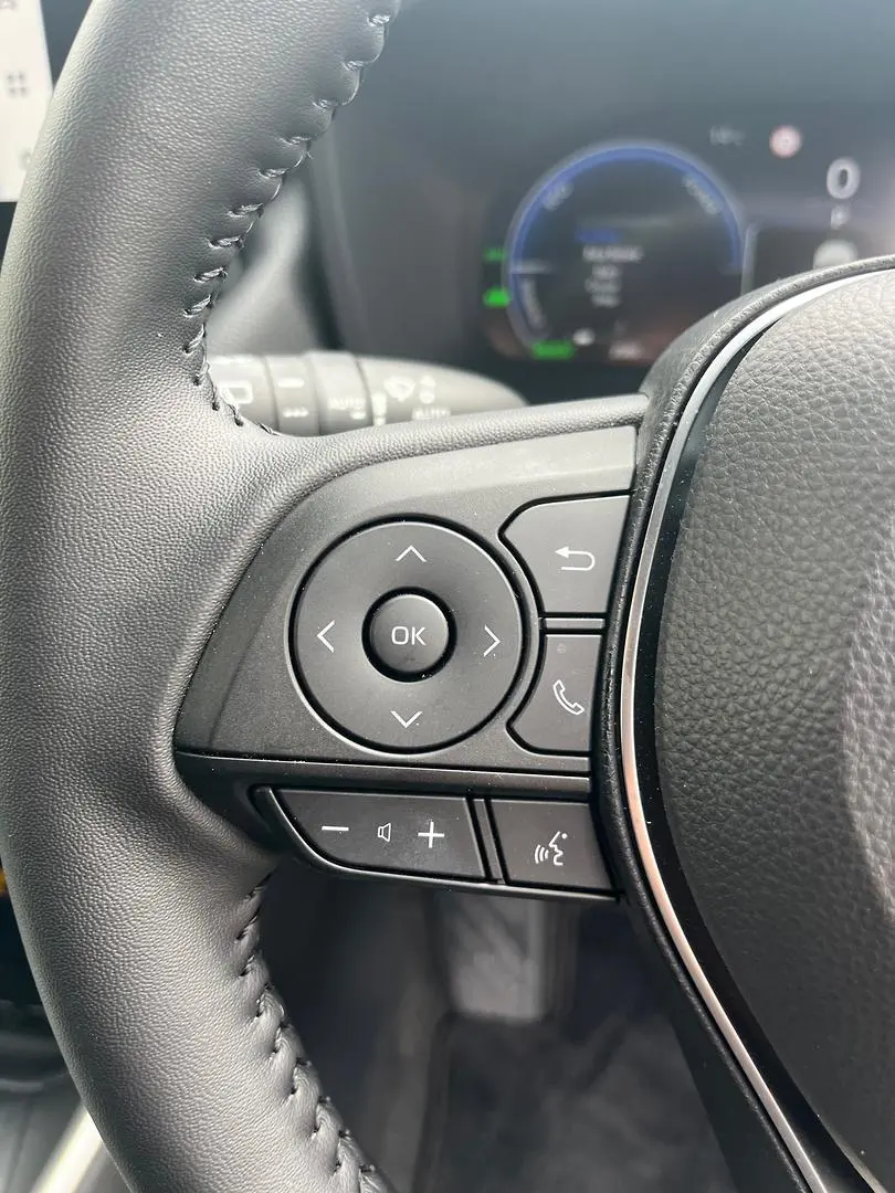 2025 Toyota RAV4 Gallery Image 23