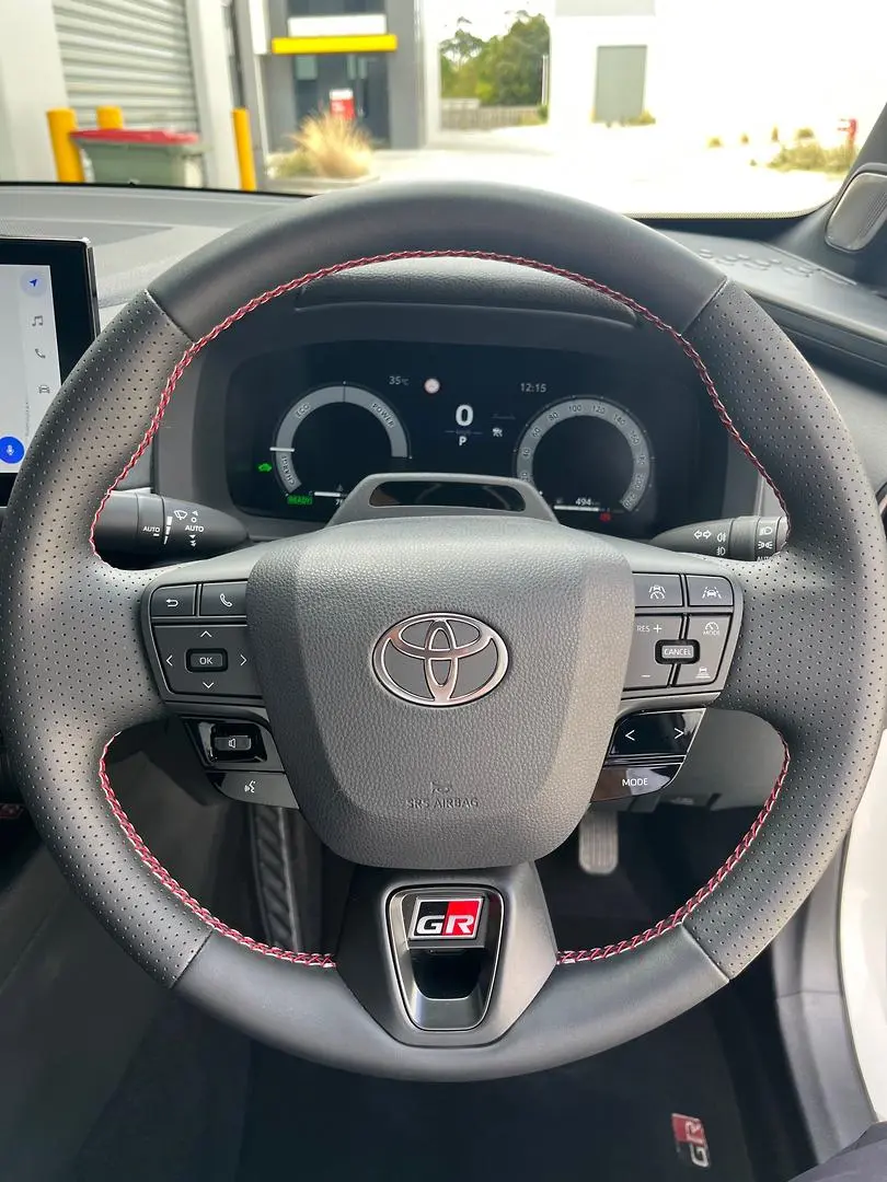 2025 Toyota C-HR Gallery Image 22