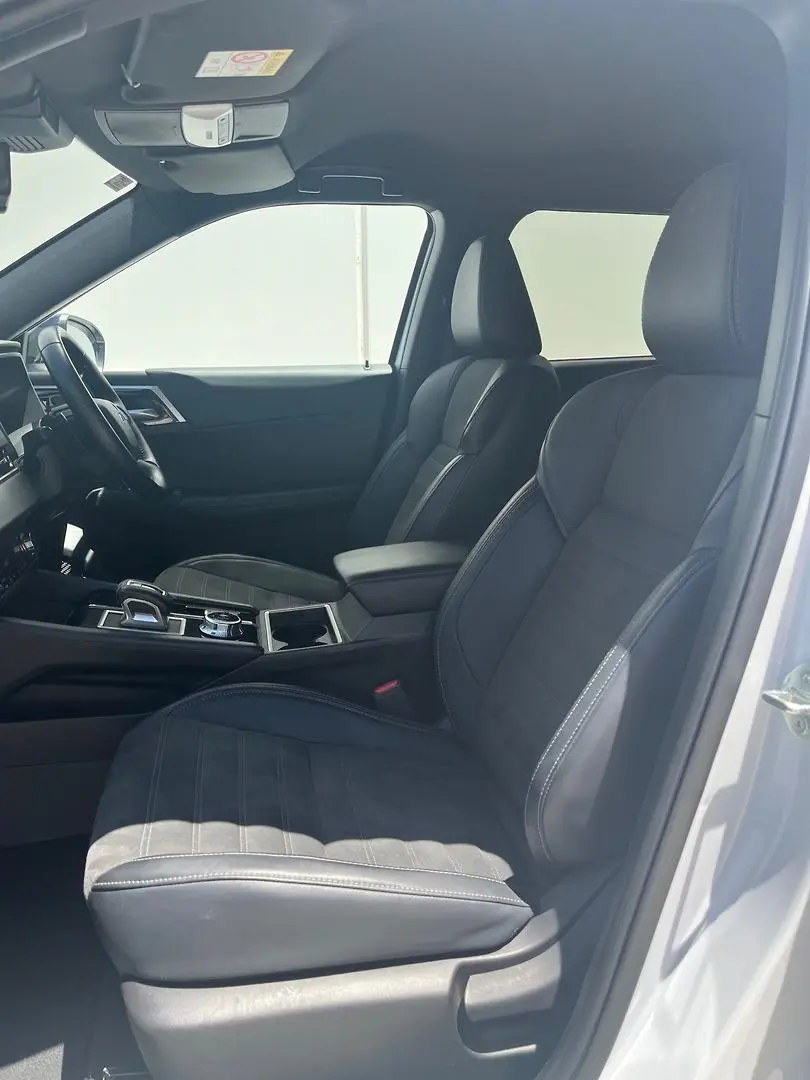 2024 Mitsubishi Outlander Gallery Image 7