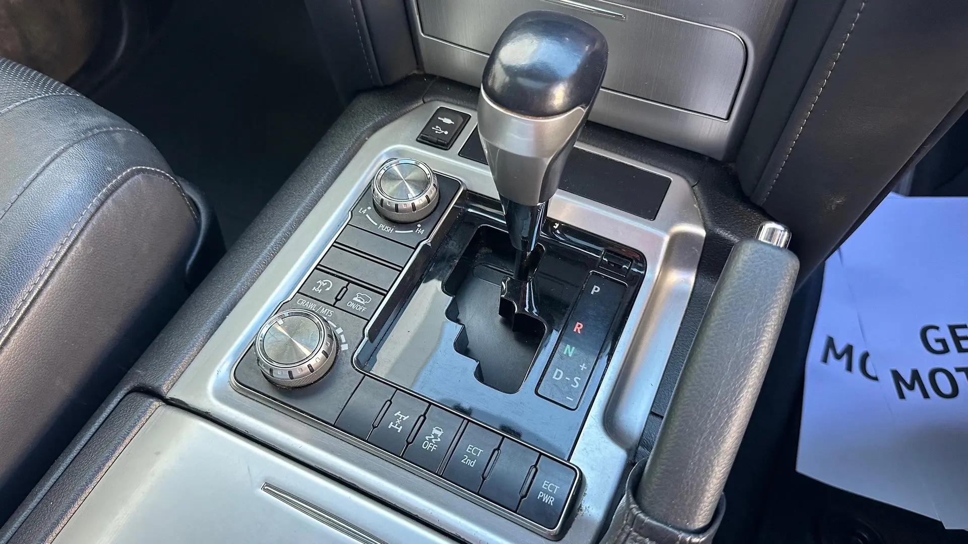 2018 Toyota Landcruiser Gallery Image 18