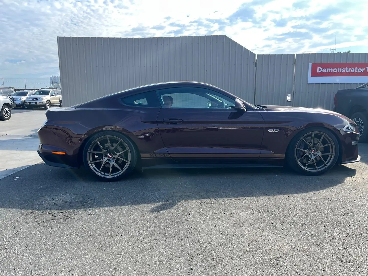 2017 Ford Mustang Gallery Image 12