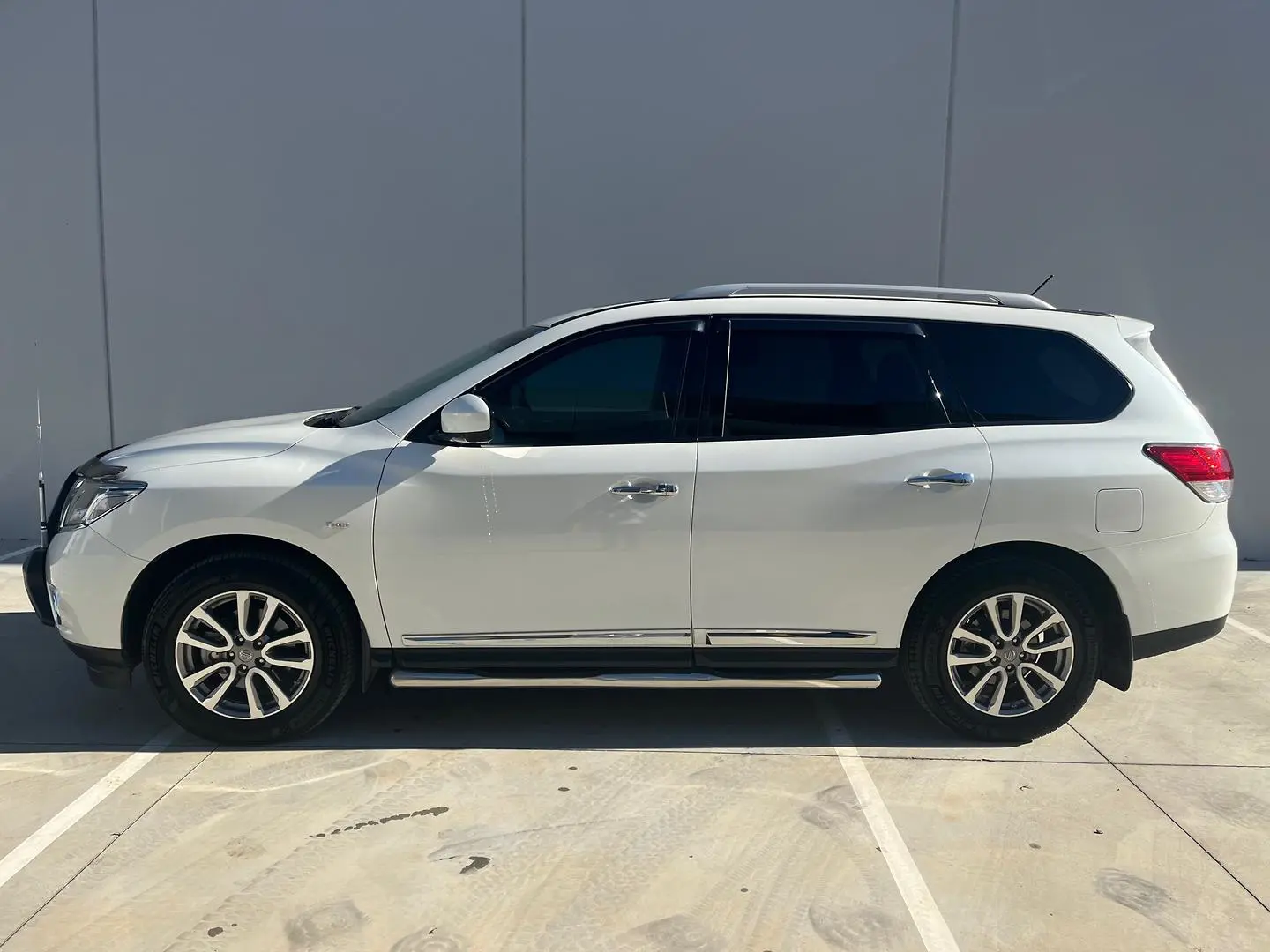 2016 Nissan Pathfinder Gallery Image 26