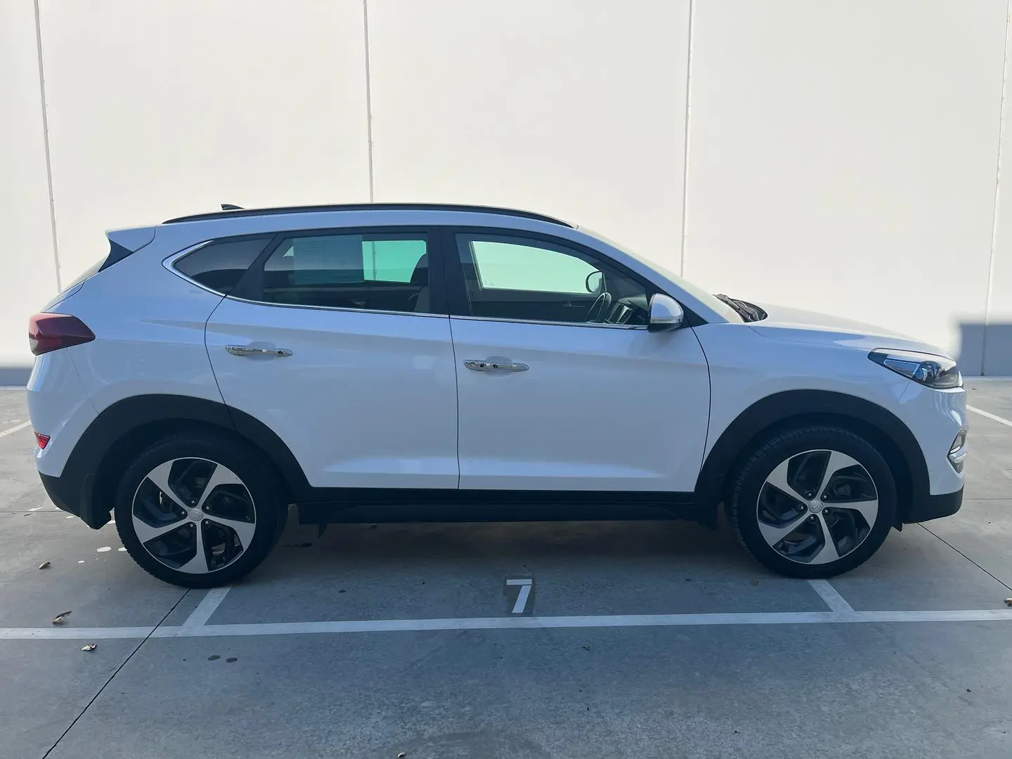 2016 Hyundai Tucson Gallery Image 12