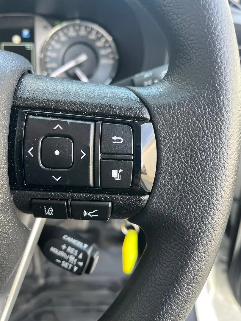 2024 Toyota Hilux Gallery Image 24