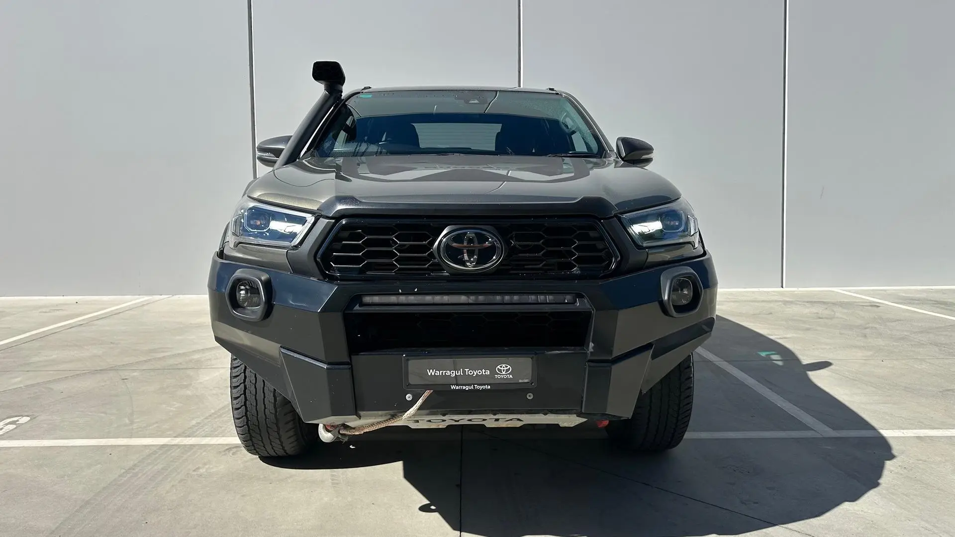 2022 Toyota Hilux Gallery Image 2