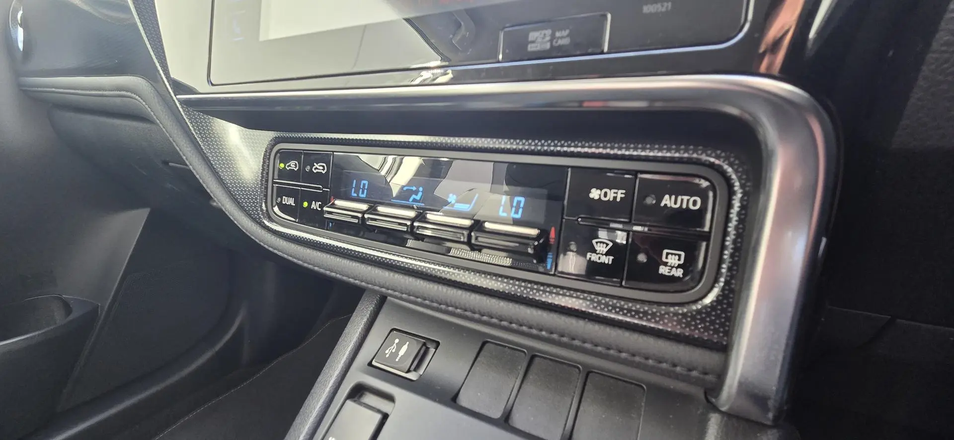 2016 Toyota Corolla Gallery Image 20