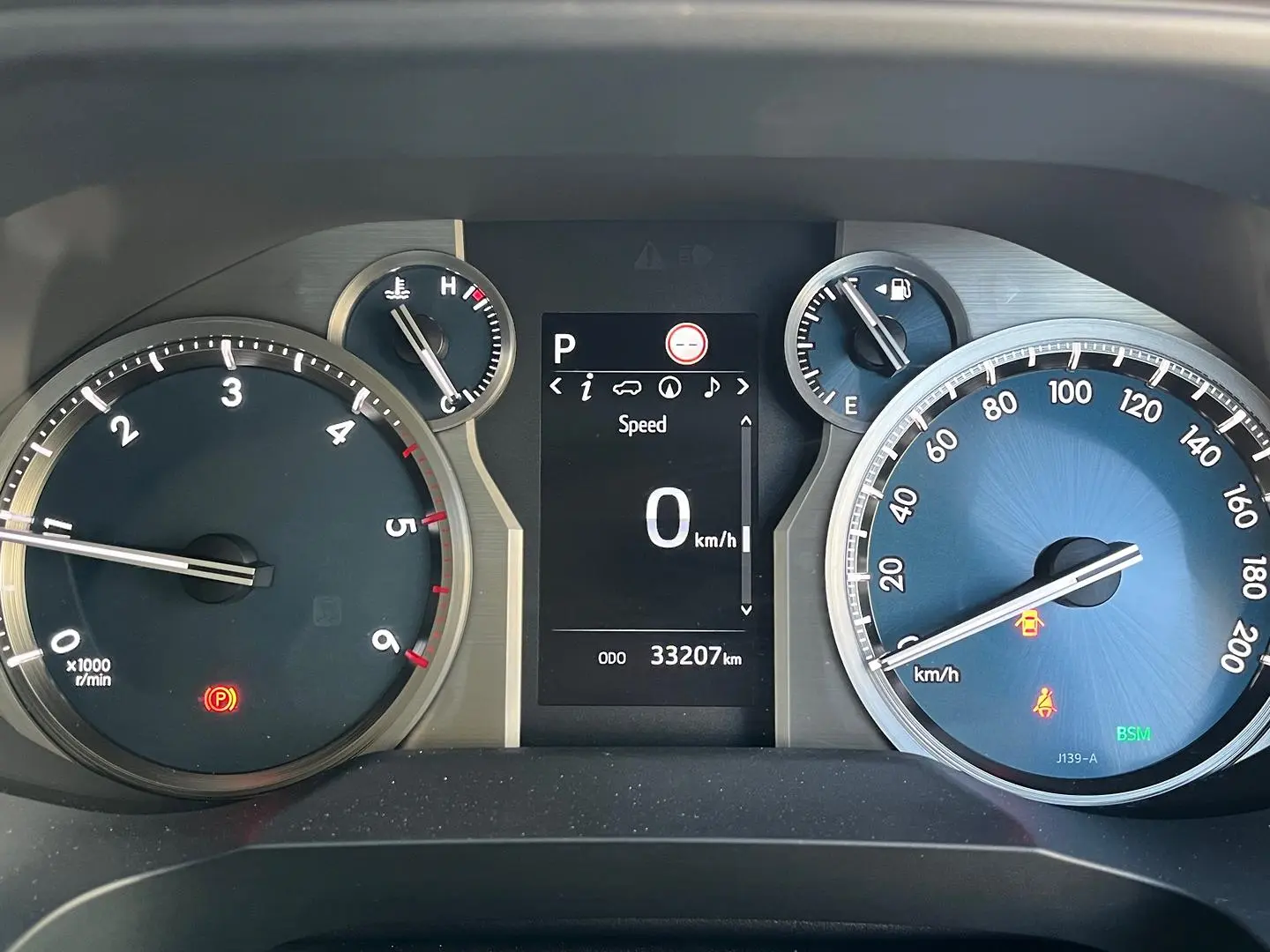 2023 Toyota Landcruiser Prado Gallery Image 23