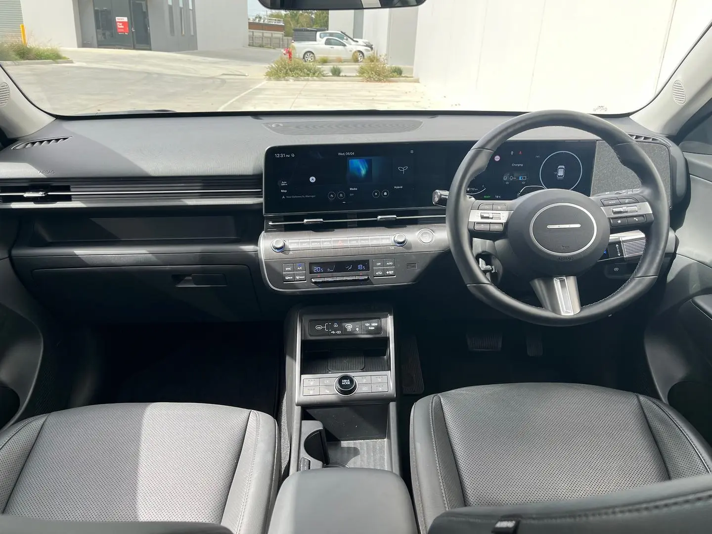 2024 Hyundai Kona Gallery Image 16