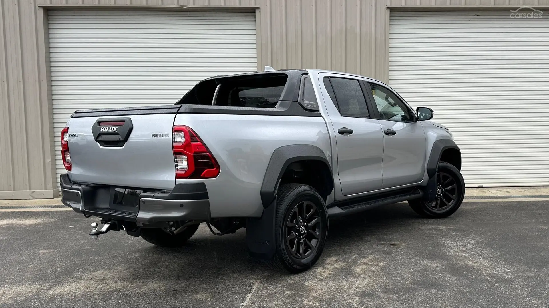 2024 Toyota Hilux Image 6