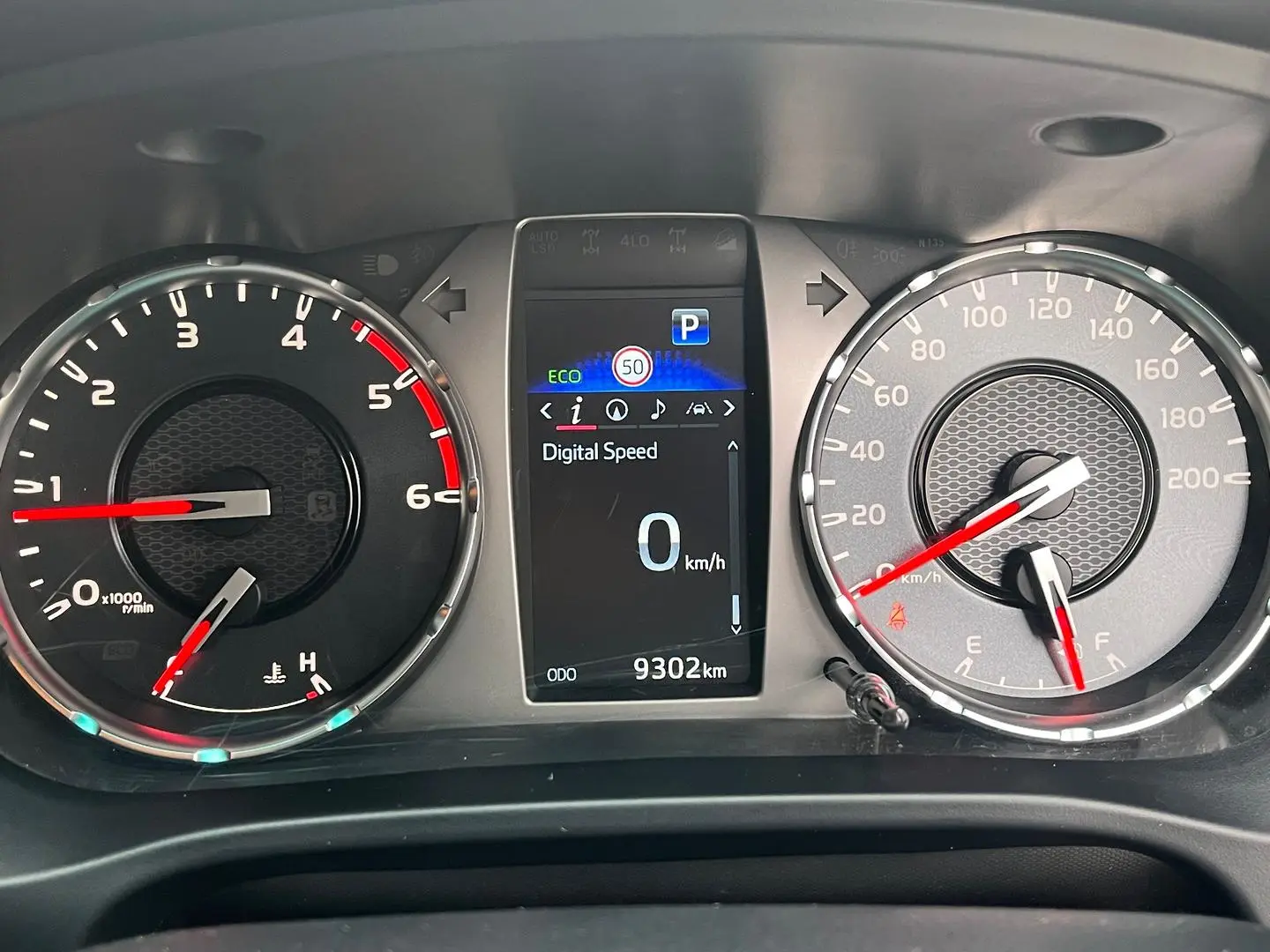 2024 Toyota Hilux Gallery Image 23