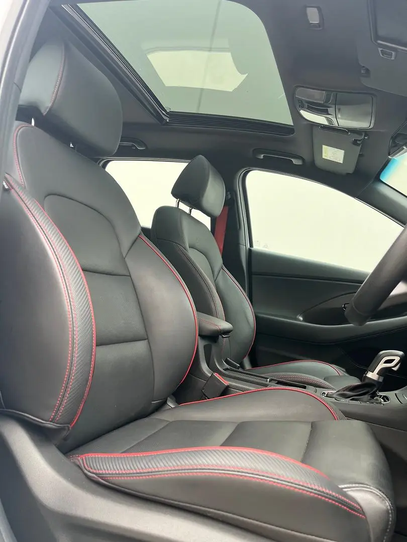 2021 Hyundai i30 Gallery Image 17