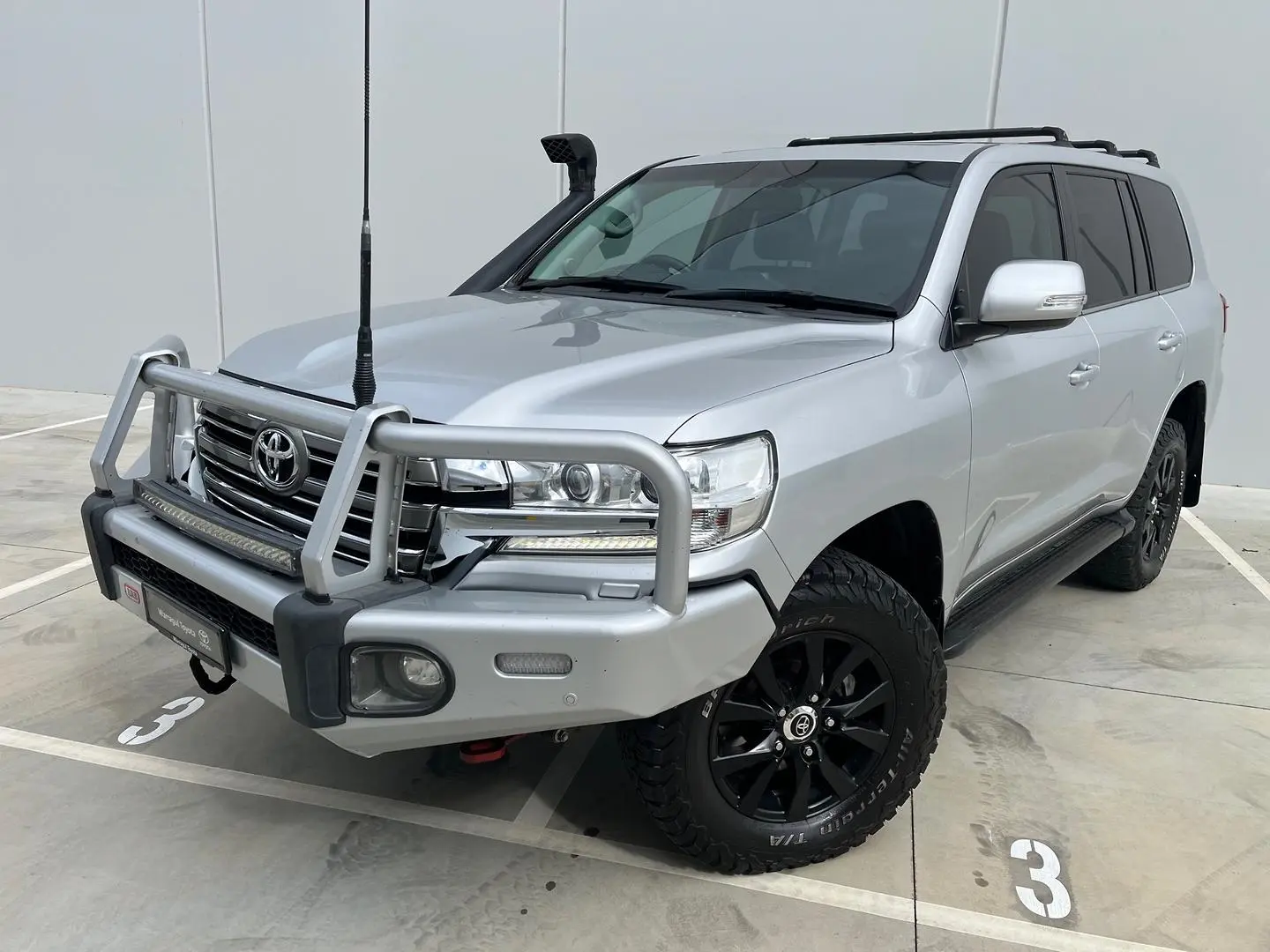 2017 Toyota Landcruiser Gallery Image 3