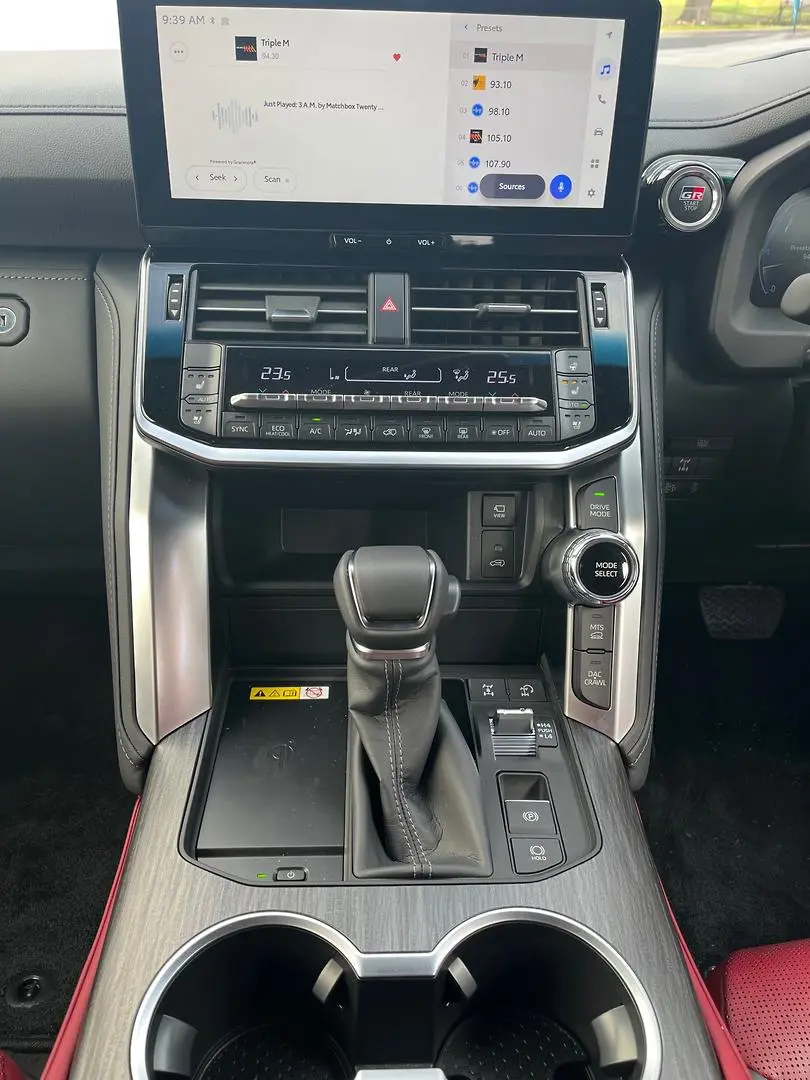 2025 Toyota Landcruiser Gallery Image 21