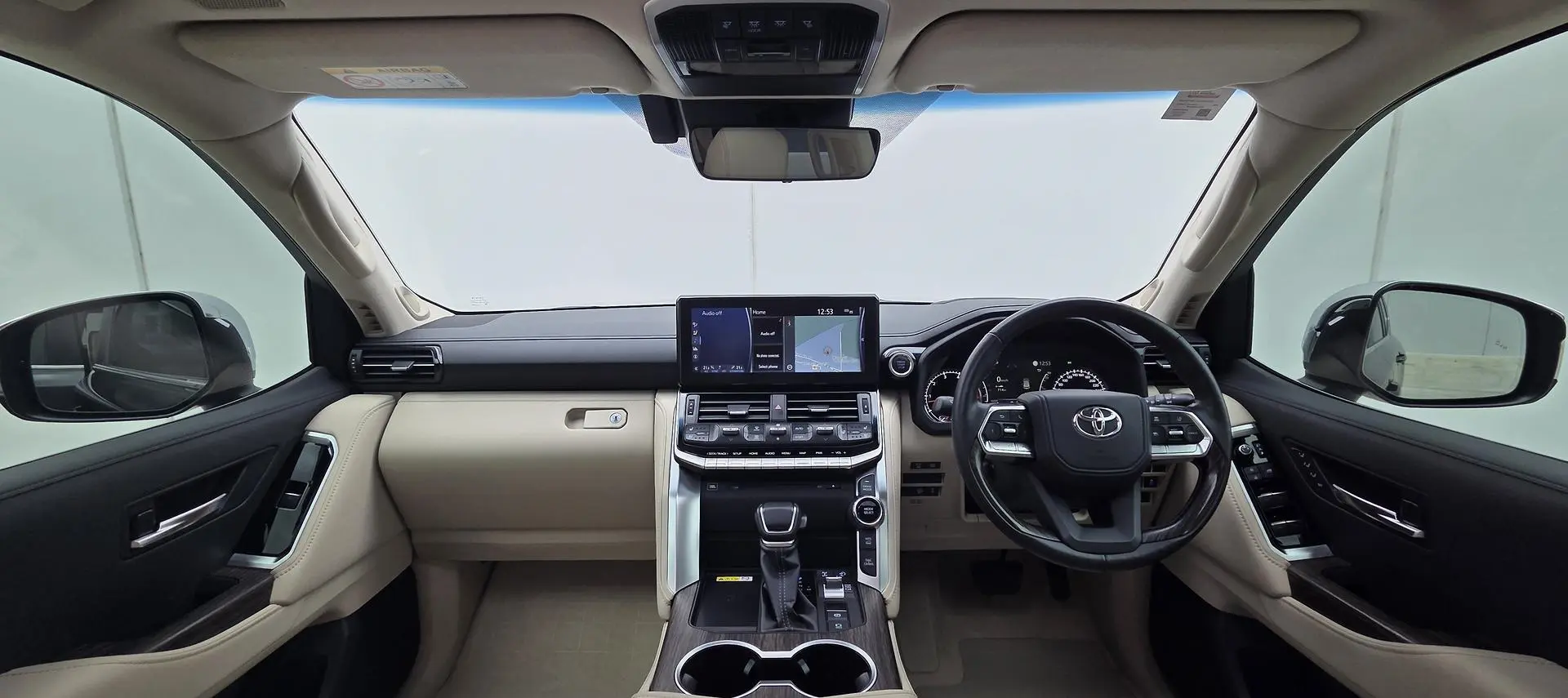 2024 Toyota Landcruiser Gallery Image 17
