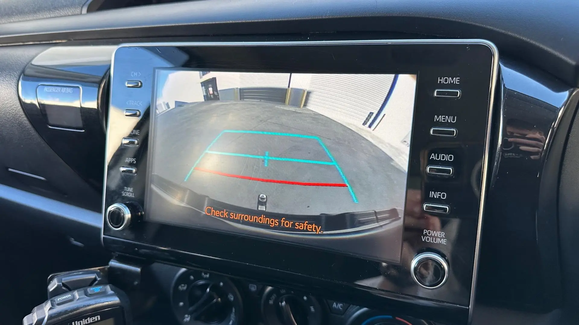 2021 Toyota Hilux Gallery Image 20