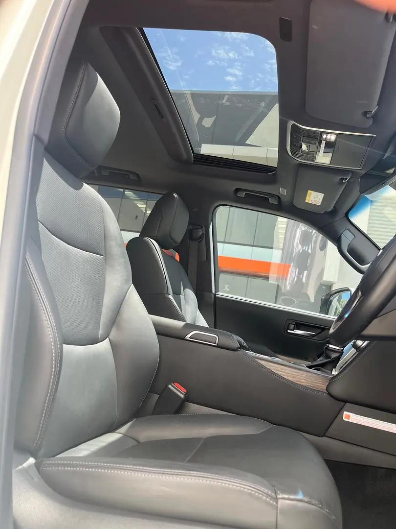 2022 Toyota Landcruiser Gallery Image 18