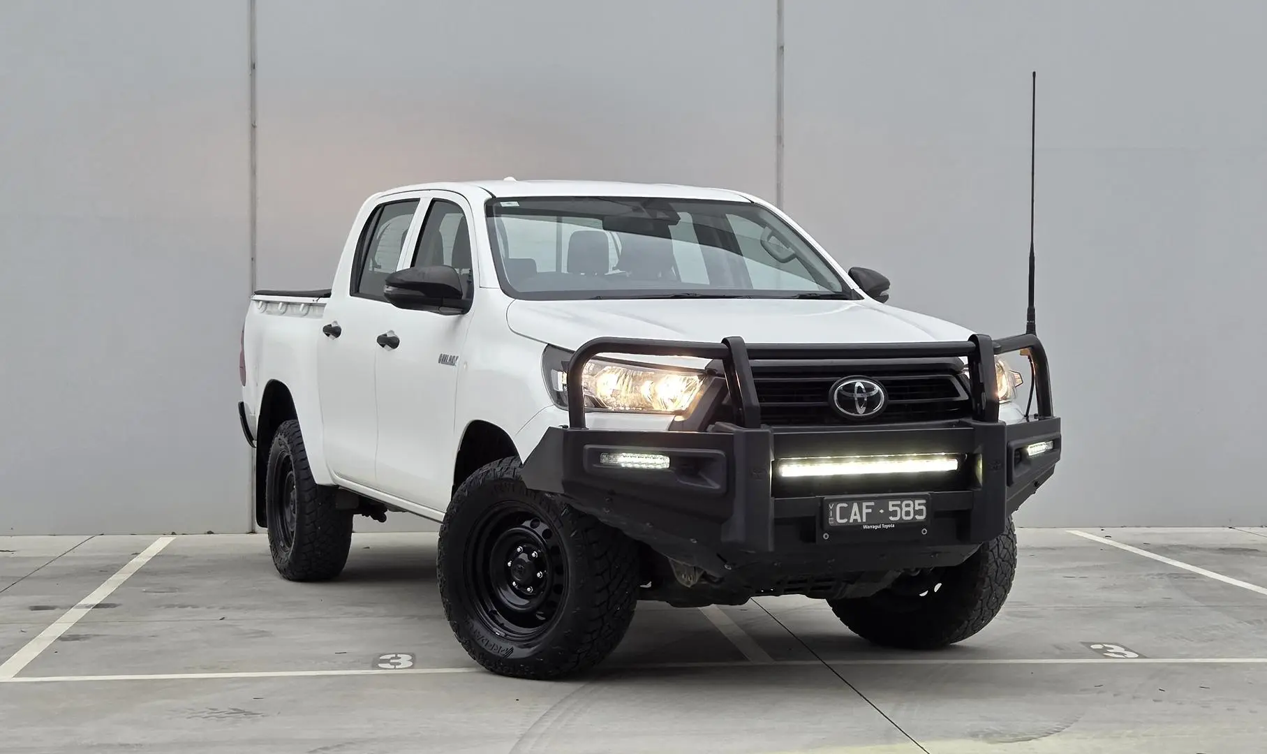 2022 Toyota Hilux Image