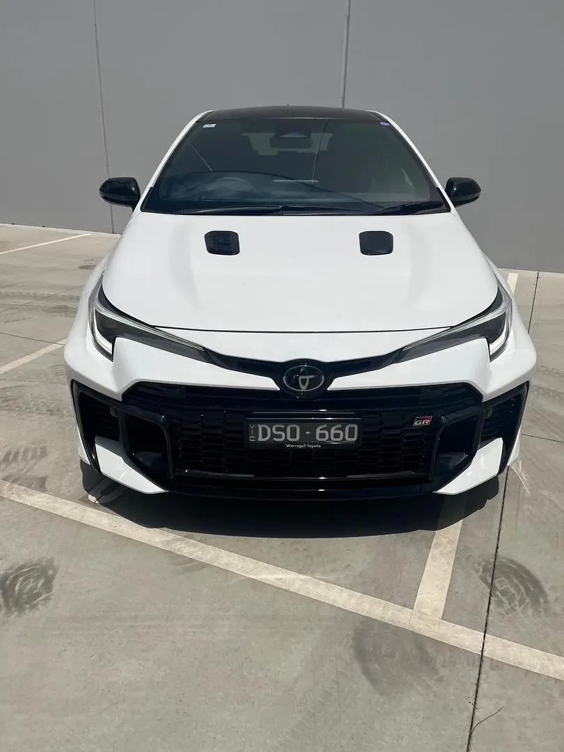 2026 Toyota Corolla Gallery Image 2