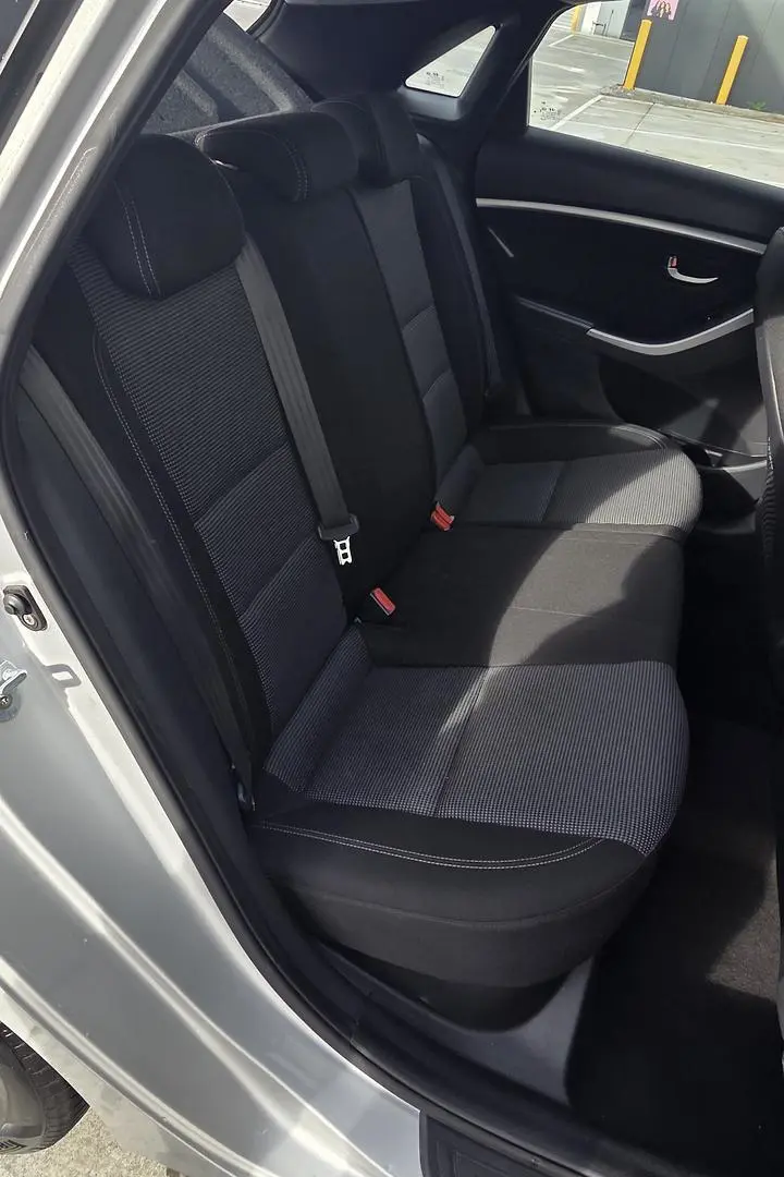 2015 Hyundai i30 Gallery Image 18