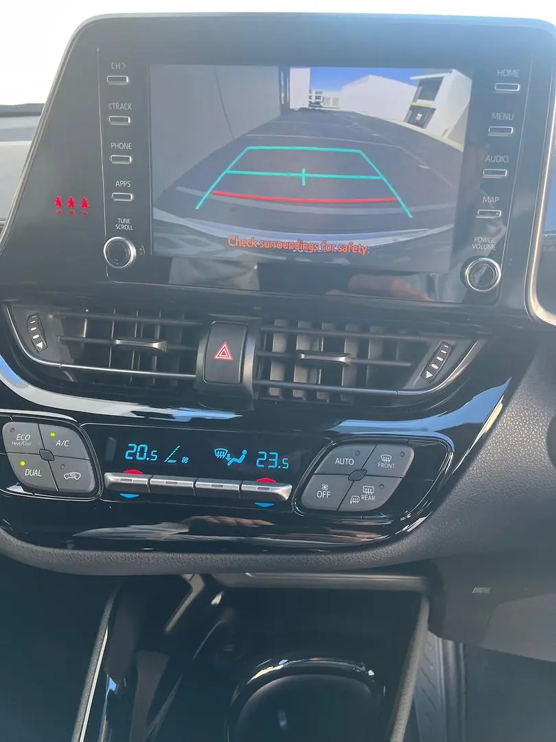 2021 Toyota C-HR Gallery Image 19