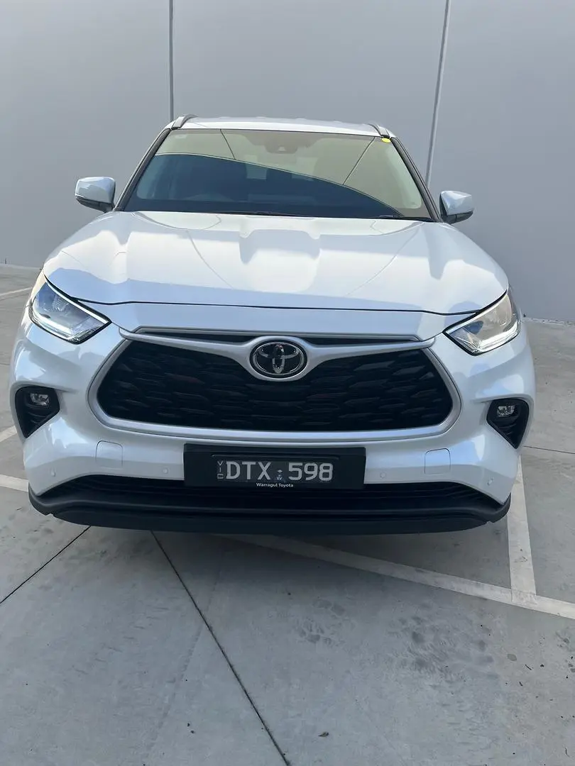 2025 Toyota Kluger Gallery Image 2